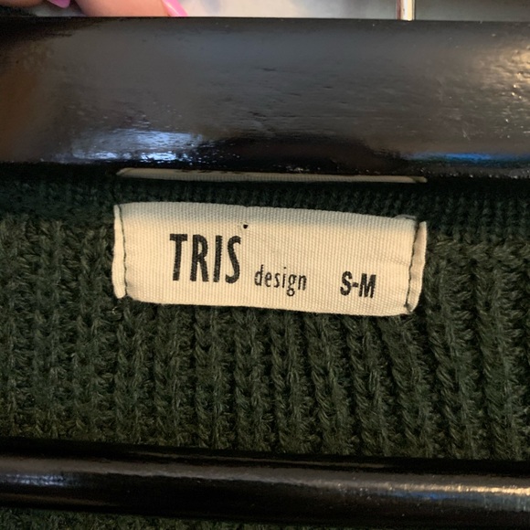 Sweater - Picture 3 of 3